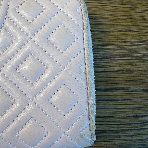 Tory Burch Quilted Blush Pink Leather Wallet - Picture 2 of 9